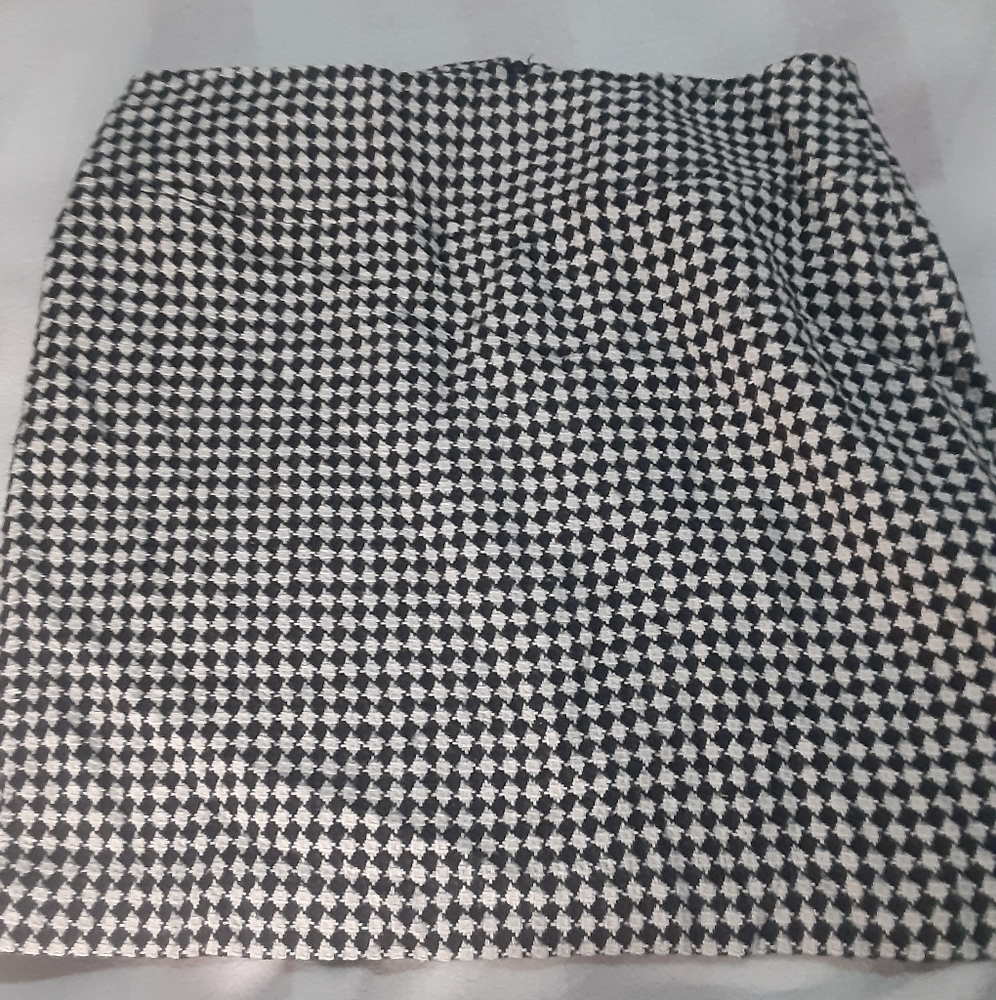 Pre-owned Talbots Wool Blend mini Houndstooth Skirt Sz 14P